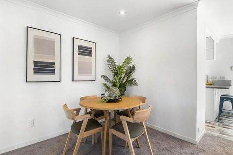 Photo of property in 8 Bellcroft Place, Belmont, Auckland, 0622
