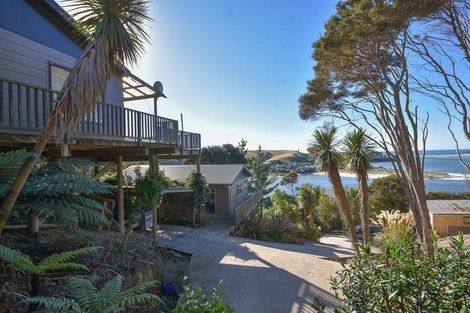 Photo of property in 3 Riverside Road, Taieri Mouth, 9091