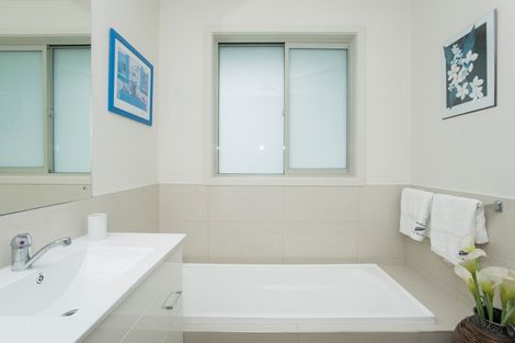 Photo of property in 52 Hamilton Drive, Wainui, Gisborne, 4010