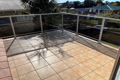 Photo of property in 16 Carlton Terrace, Westown, New Plymouth, 4310