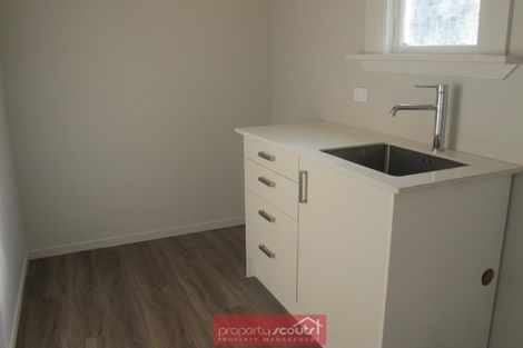 Photo of property in 14 Stone Street, Kenmure, Dunedin, 9011