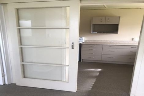 Photo of property in 77 Bartholomew Road, Levin, 5510