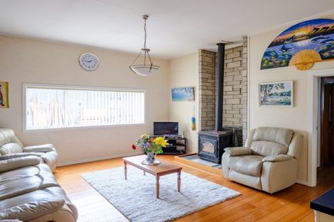 Photo of property in 3 Ioapa Road, Te Karaka, 4022