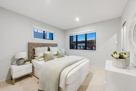 Photo of property in 63 Te Oneroa Way, Long Bay, Auckland, 0630
