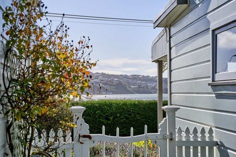 Photo of property in 88 Paremata Road, Paremata, Porirua, 5024