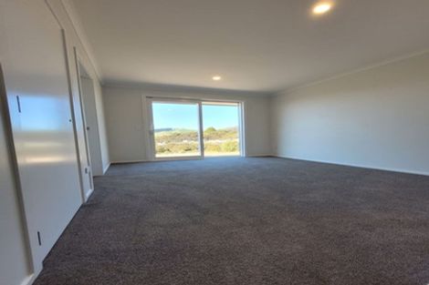 Photo of property in 16 Topsail Way, Whitby, Porirua, 5024