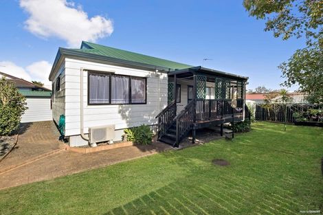 Photo of property in 1/25 De Quincey Terrace, Highland Park, Auckland, 2010