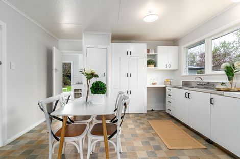 Photo of property in 2979 Cheltenham Hunterville Road, Cheltenham, Feilding, 4777