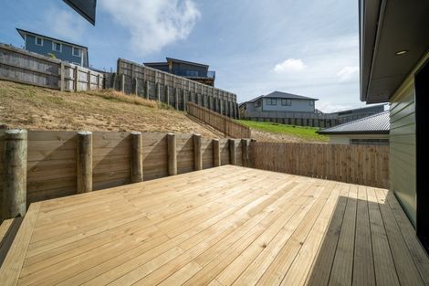 Photo of property in 5 Swinton Place, Churton Park, 6037