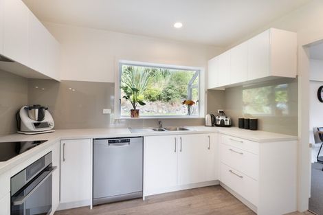 Photo of property in 14 Dormar Place, Churton Park, Wellington, 6037