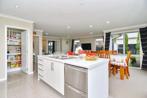 Photo of property in 23 Churchill Drive, Rangiora, 7400