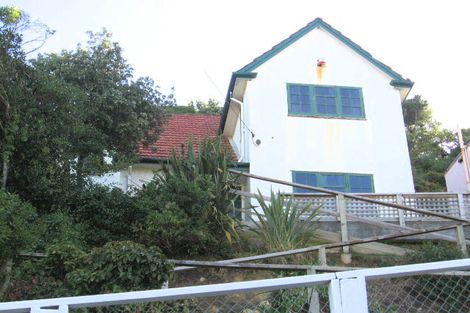 Photo of property in 36 Lerwick Terrace, Melrose, Wellington, 6022