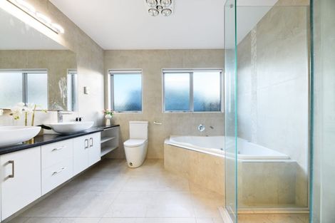 Photo of property in 90 Babich Road North, Ranui, Auckland, 0612