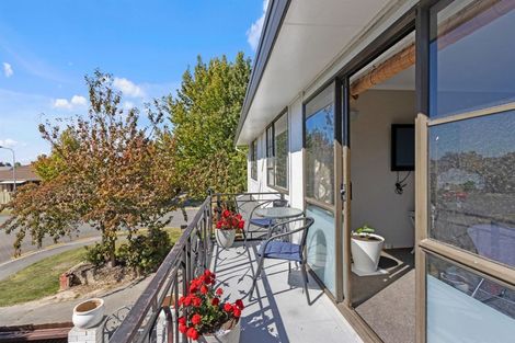 Photo of property in 64 Karnak Crescent, Russley, Christchurch, 8042