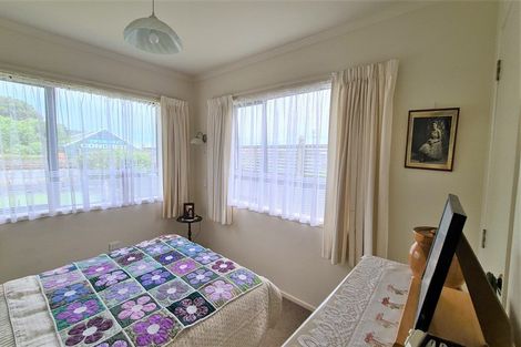 Photo of property in 13a Tasman Street, Opunake, 4616