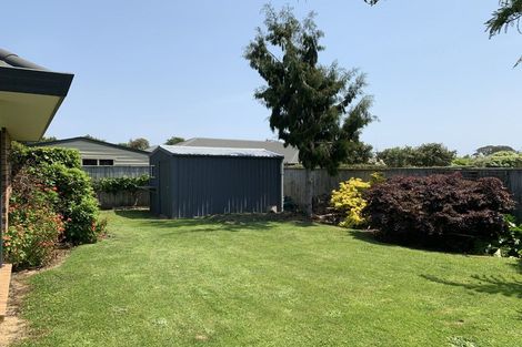 Photo of property in 11 Mcilwaine Place, Marton, 4710