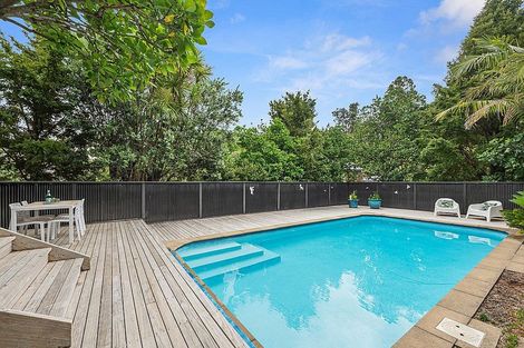 Photo of property in 22b Mariposa Crescent, Birkenhead, Auckland, 0626