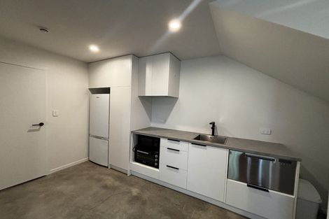 Photo of property in 30a Waiwaka Terrace, Strandon, New Plymouth, 4312