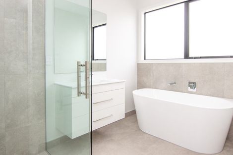 Photo of property in 40a Clifton Terrace, Fitzherbert, Palmerston North, 4410