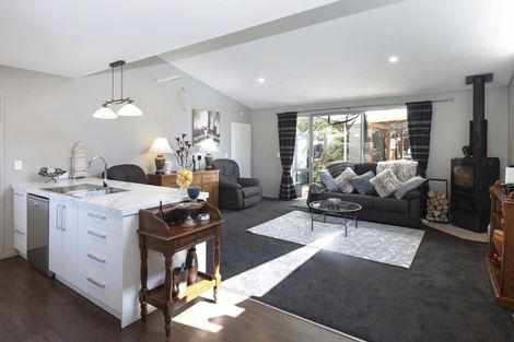 Photo of property in 50 Vagues Road, Northcote, Christchurch, 8052