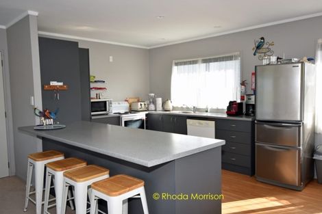 Photo of property in 9 Goebel Street, Tinopai, Matakohe, 0593