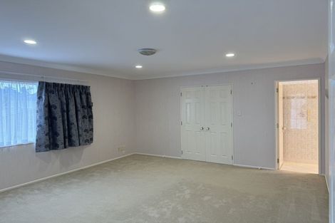 Photo of property in 22 Oliver Twist Avenue, Mellons Bay, Auckland, 2014