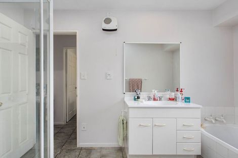 Photo of property in 1/10 Thistledown Place, Woolston, Christchurch, 8062