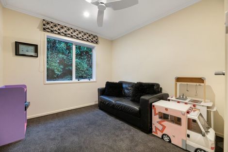 Photo of property in 8 Caldera Close, Pyes Pa, Tauranga, 3112