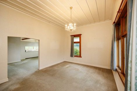 Photo of property in 54/56 Ongo Road, Hunterville, 4730
