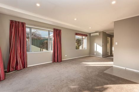 Photo of property in 27 Bayliss Close, Northwood, Christchurch, 8051