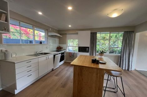 Photo of property in 16 Cashmere Road, Cashmere, Christchurch, 8022