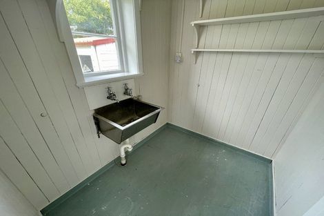 Photo of property in 8 Brook Street, Waiwhetu, Lower Hutt, 5010