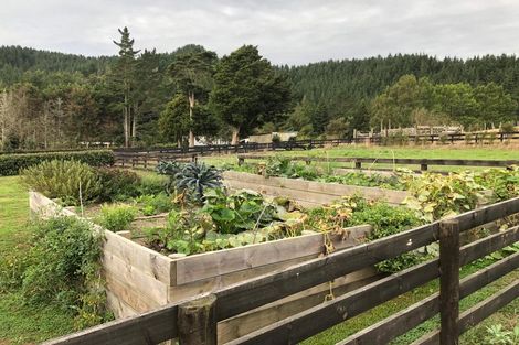 Photo of property in 939 Old Mountain Road, Waitetuna, Raglan, 3295