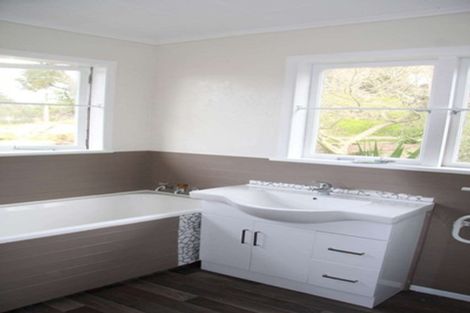 Photo of property in 202-206 Tapuhi Road, Hukerenui, Hikurangi, 0182