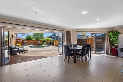 Photo of property in 30 Matene Place, Papamoa Beach, Papamoa, 3118