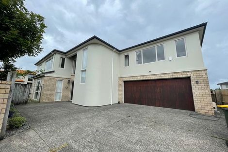 Photo of property in 32 Kaseng Place, East Tamaki Heights, Auckland, 2016