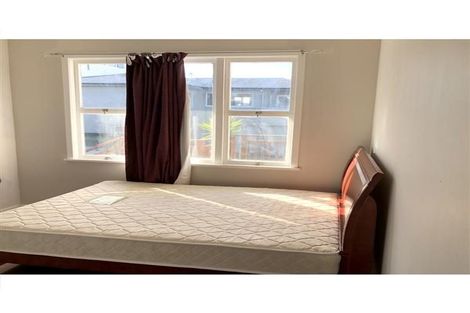 Photo of property in 82a Mokoia Road, Birkenhead, Auckland, 0626