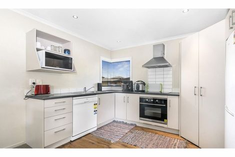 Photo of property in 31/64 Kawaha Point Road, Kawaha Point, Rotorua, 3010