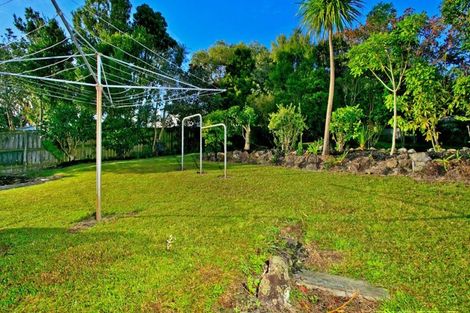 Photo of property in 20 Holt Avenue, Torbay, Auckland, 0630