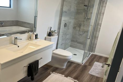 Photo of property in 16 Omaka Place, Aotea, Porirua, 5024