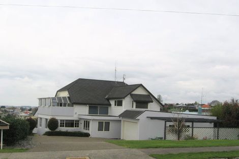 Photo of property in 4 Lemon Grove Avenue, Otumoetai, Tauranga, 3110