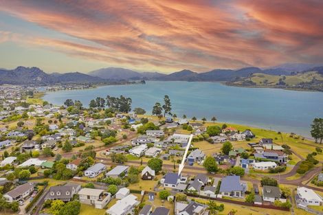 Photo of property in 28 Pleasant Place, Pauanui, Hikuai, 3579