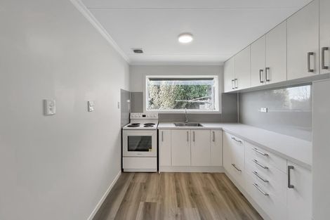 Photo of property in 128 Oteramika Road, Seaward Bush, Invercargill, 9871