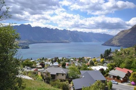 Photo of property in 15 Lochy Road, Fernhill, Queenstown, 9300