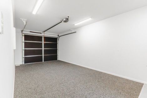 Photo of property in 20 Atutahi Lane, Papamoa, 3118