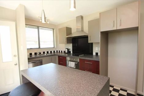 Photo of property in 2/52a Brynley Street, Hornby, Christchurch, 8042