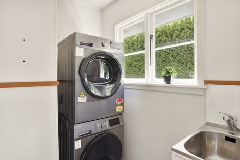 Photo of property in 19 King Street, Coalgate, 7673