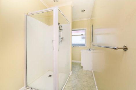 Photo of property in 27 Lower High Street, Marton, 4710