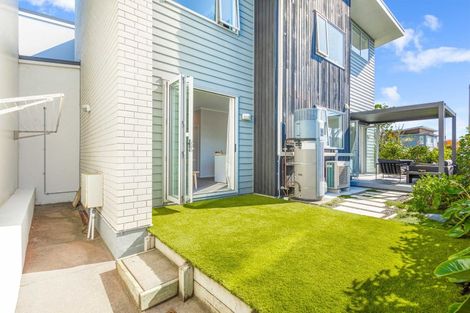 Photo of property in 61 Buckley Avenue, Hobsonville, Auckland, 0616