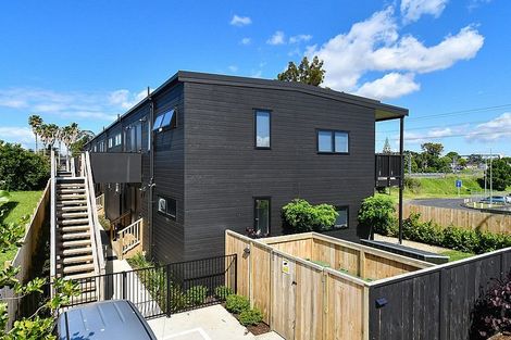 Photo of property in 11/90 Swaffield Road, Papatoetoe, Auckland, 2025